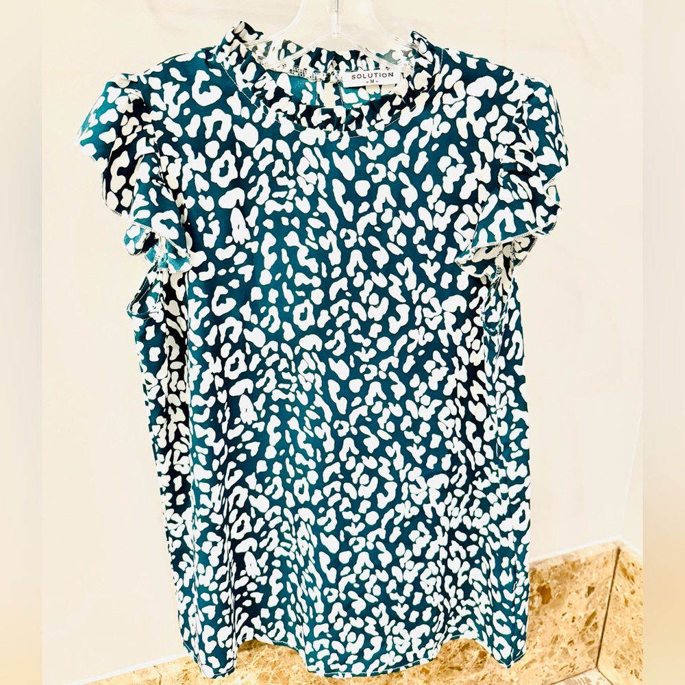 Women’s Green and White Animal Print Top